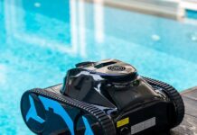 U Hrvatsku stigli bežični robotski čistači bazena AquaForte Bežični robotski čistač bazena AquaForte tijekom čišćenja bazena